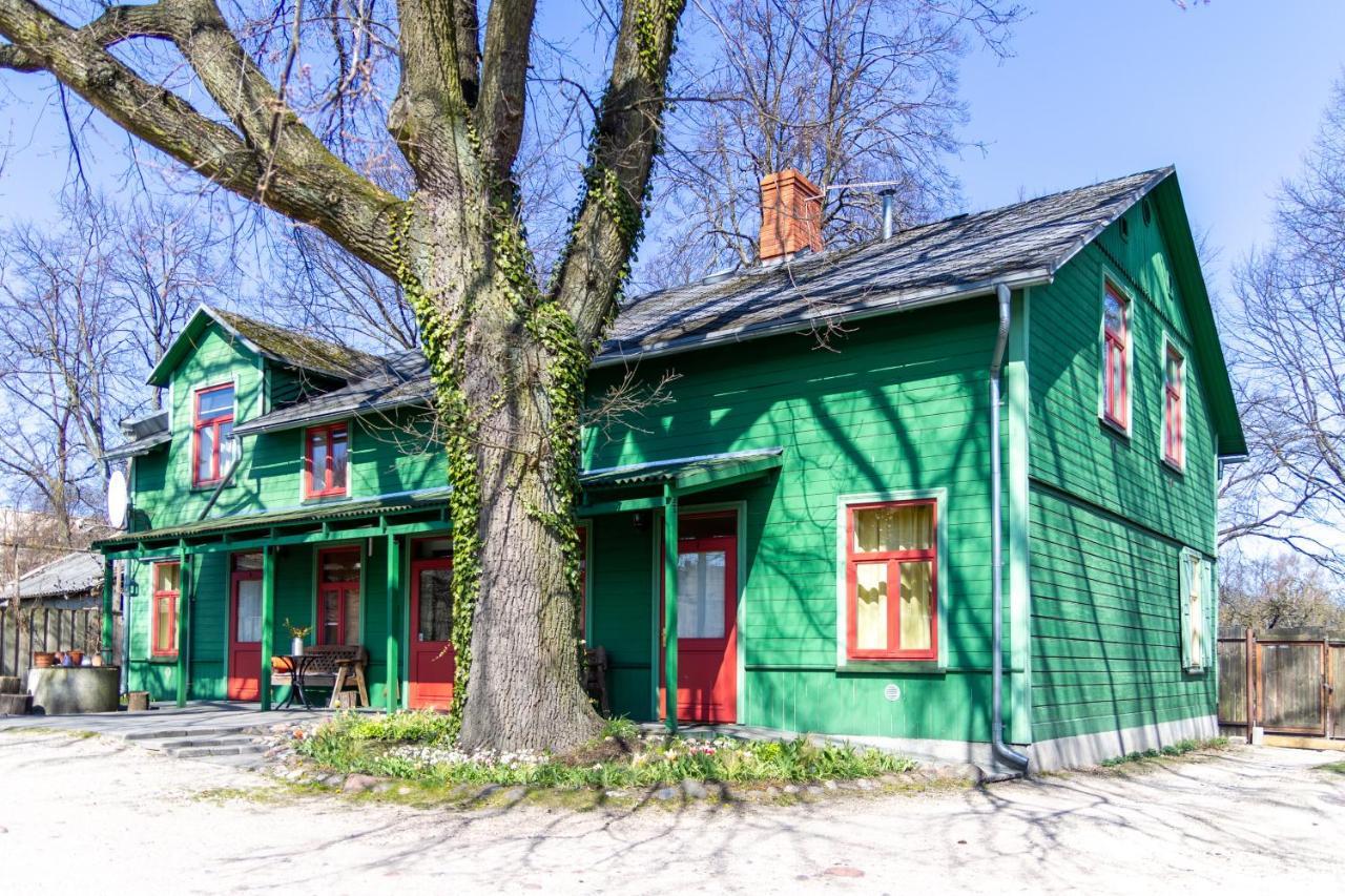 Raibie Logi Отель 3*